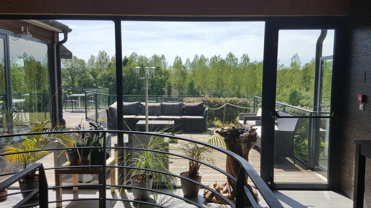 Logis Le Cadusia Otel Chaource Dış mekan fotoğraf