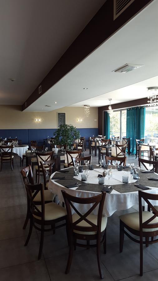 Logis Le Cadusia Otel Chaource Dış mekan fotoğraf
